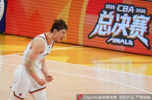 开云赛事集团-王哲林：夺冠那一刻眼泪止不住掉下来 这14年我经历了太多